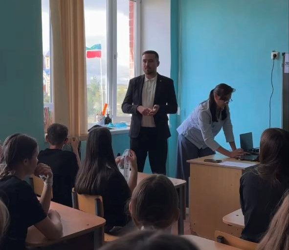 Артем НОСКОВ: «ЧĂВАШ ЧӖЛХИ ПУЛАСЛĂХӖШӖН ПĂШĂРХАНУ ПУРРИ СИСӖНЧӖ»