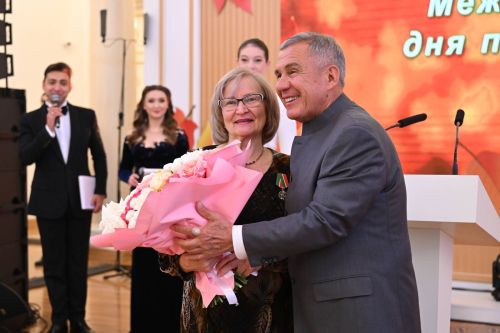 Рустам Минниханов: «Сирӗн опыт çӗршыв пуласлăхӗшӗн паян уйрăмах кирлӗ»